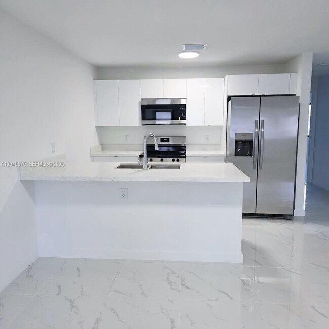 Photo - 2731 NW 44th St Unit 2731
