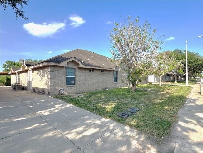Photo - 1409 W Prosperity Dr Unit 2, 4