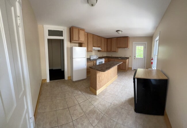 Photo - 9 Hickok Pl