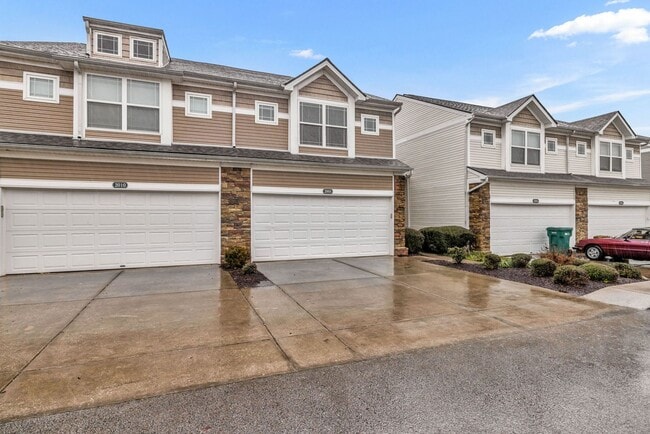 Photo - Move-in Ready Townhome in heart of Spring Hill