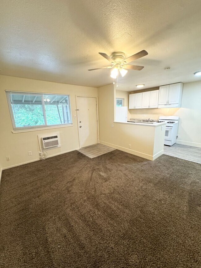 Photo - Move-In Special; Upstairs One Bedroom + Private Patio – SEE VIDEO Unit 3652 Gayle Way Apt 15
