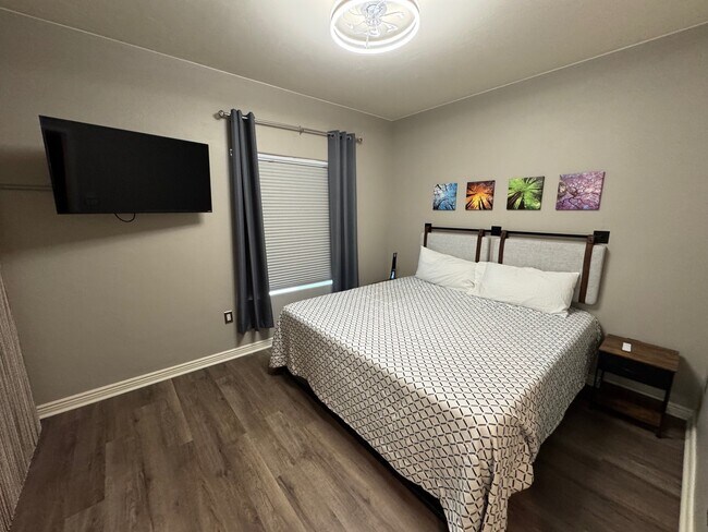 Photo - 405 Paradise Pky Unit 140