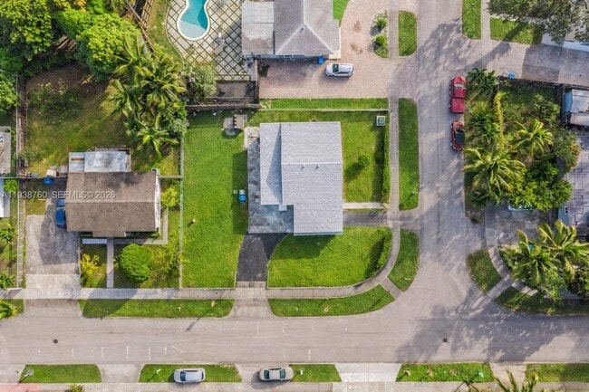 Photo - 4685 SW 33rd Dr