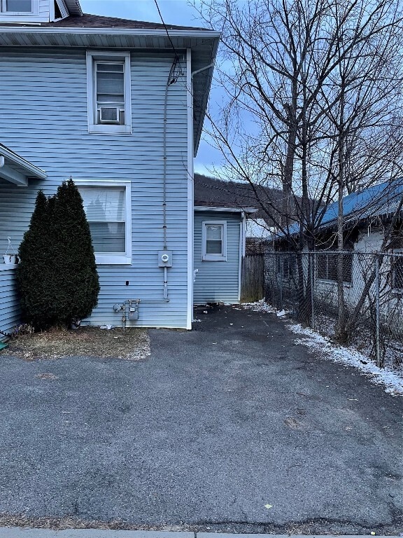 Photo - 102 Bevier St