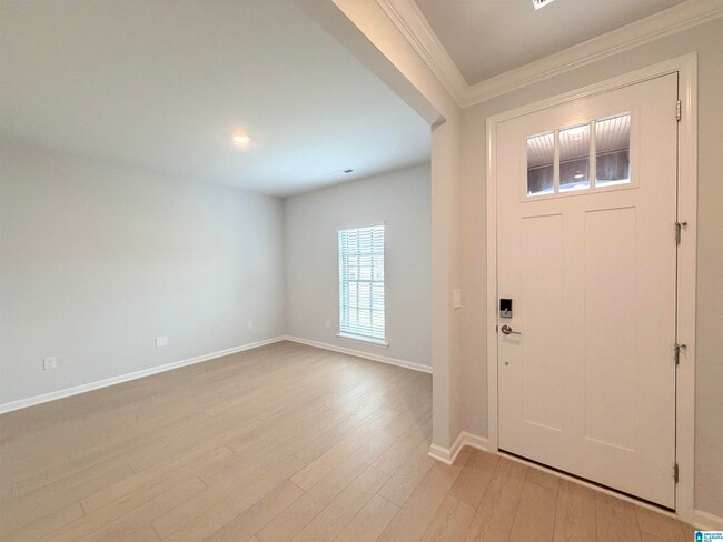 Photo - 204 Stockyard Cir