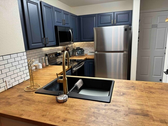 Photo - 1203 Warrior Way