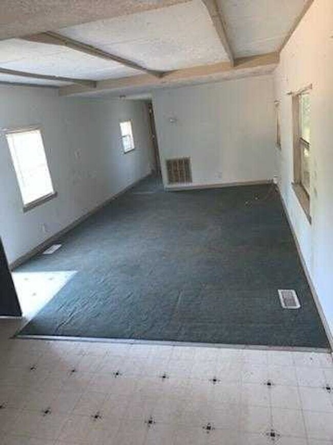 Photo - Rent this affordable 1 bedroom in Beech Is...