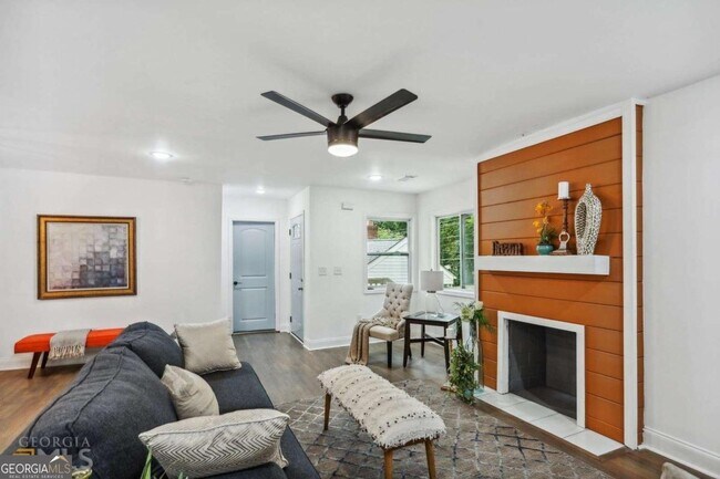 Photo - 1650 Joseph E. Boone Blvd NW