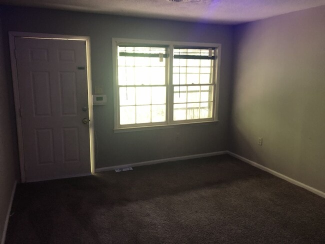 Photo - Russell's Chester Duplexes Unit 208 Sarah St