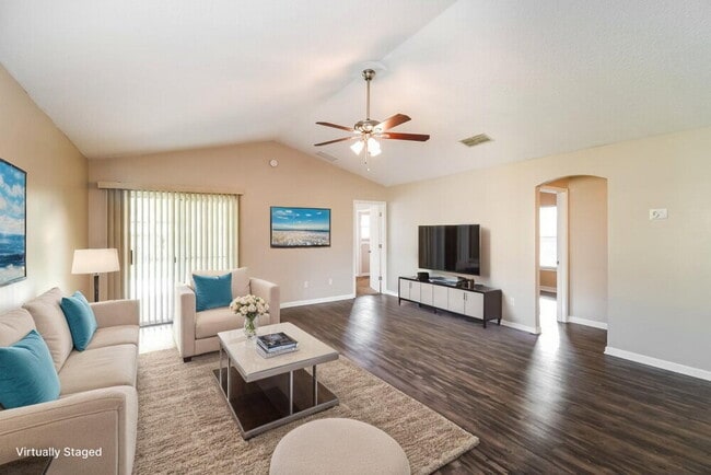 Photo - 1321 Spruce St