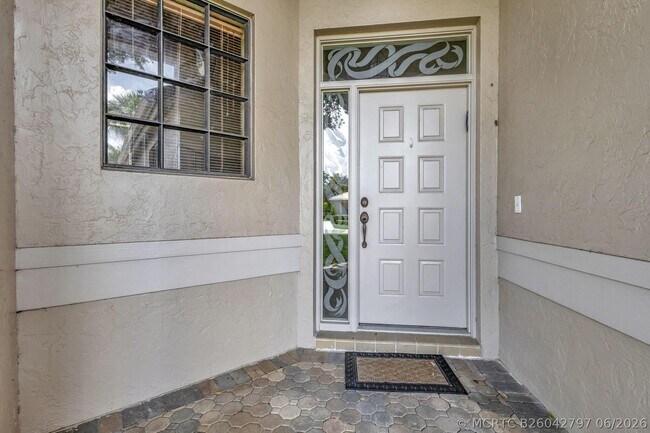 Photo - 4528 Barclay Fair Way