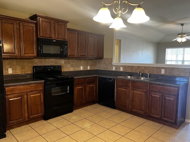 Photo - 210 Regency Dr