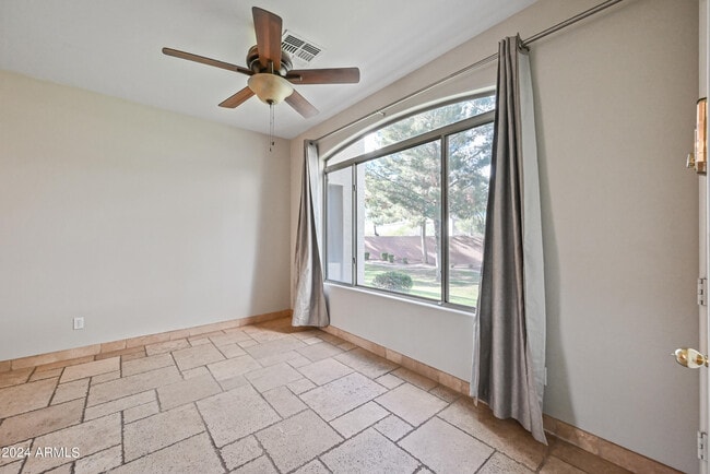 Photo - 2600 E Springfield Pl