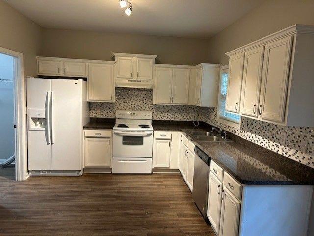 Photo - 6905 White Walnut Way