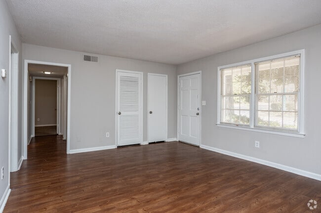 2BR, 1BA - 1,200SF - Living Room