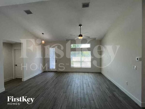 Photo - 7411 Wycliff Dr