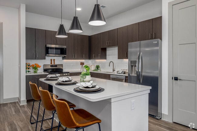 2BR, 2.5BA - 1,090SF - Kitchen