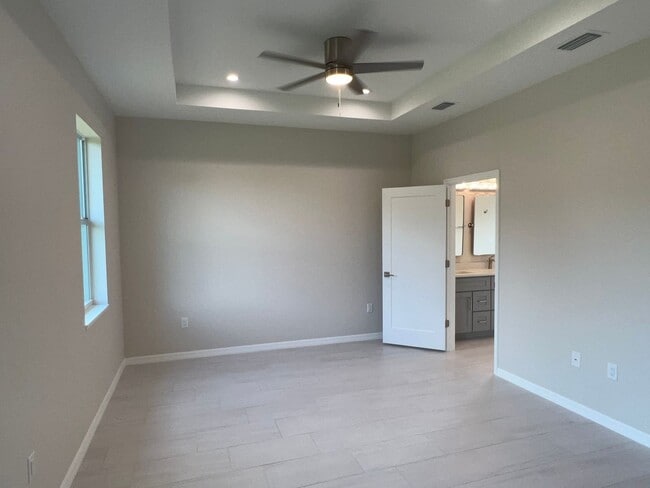 Photo - New Build open floor plan 3/2