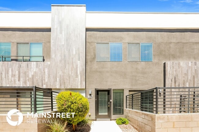 Building Photo - 1119 S Stapley Dr Rental