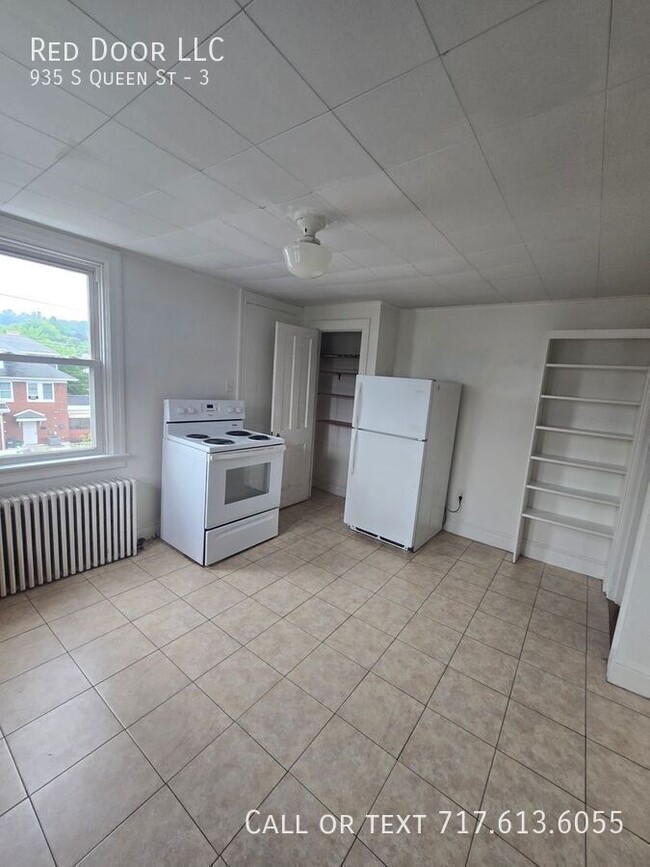 Photo - 935 S Queen St Unit 3