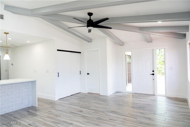 Photo - 6360 Royal Woods Dr