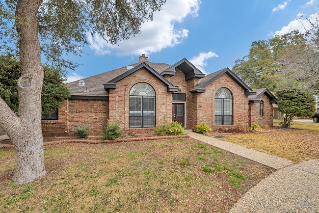 Photo - 6415 San Mateo Ln