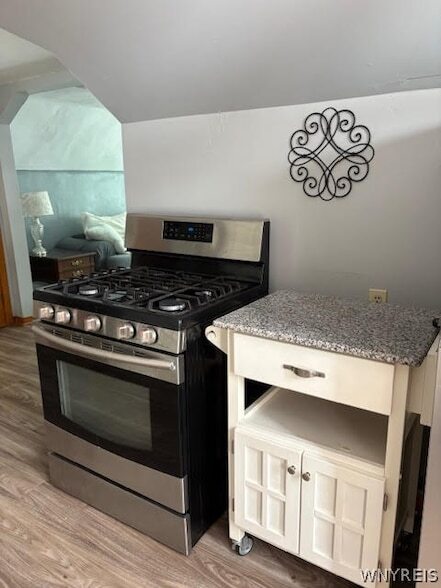 Photo - 1997 Hertel Ave