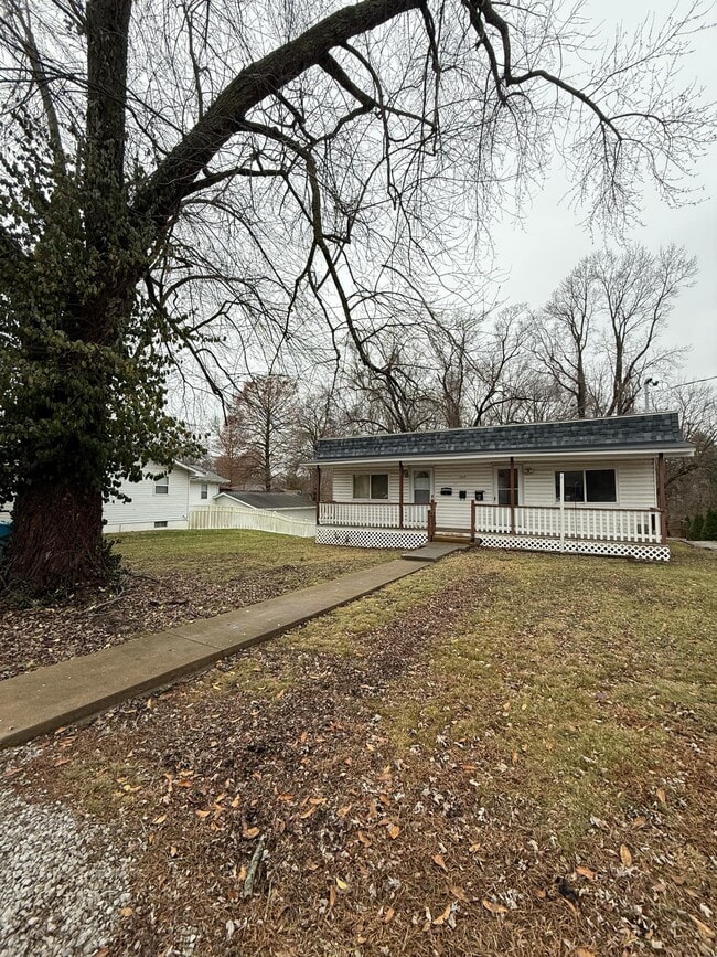 Photo - 707 Graham Ln Unit B