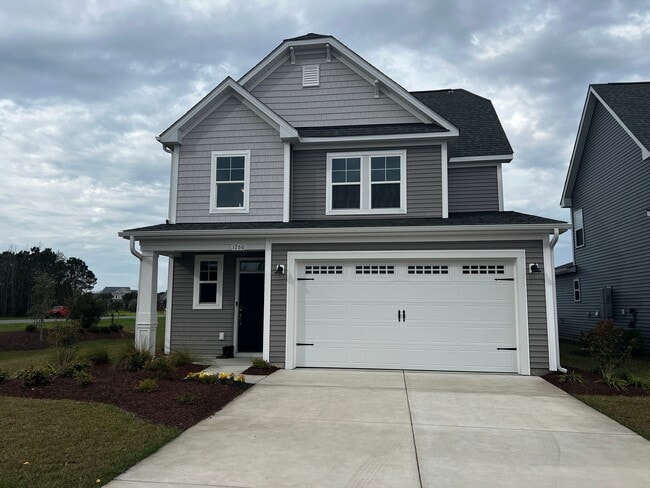 Building Photo - 1260 Saxon Ct