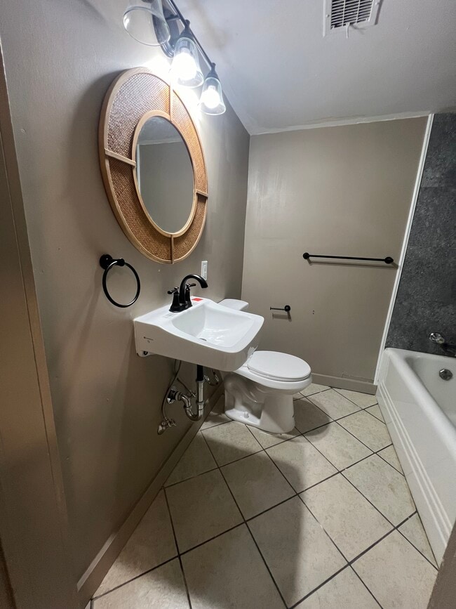 Photo - 20 E 15th Ave Unit B