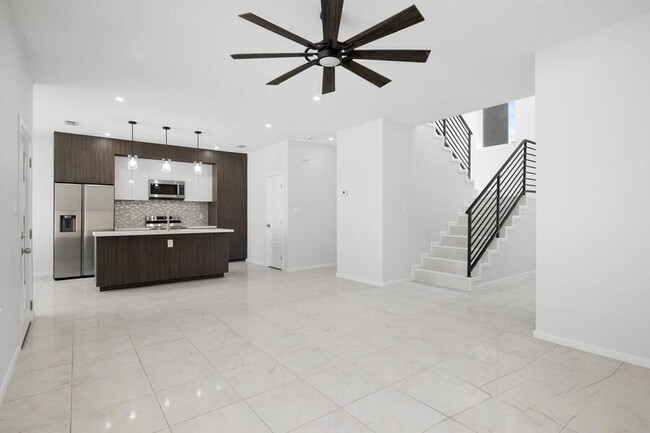 Photo - 5405 N Crown Pt