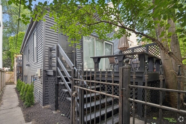 Building Photo - 2233 N Janssen Ave Rental