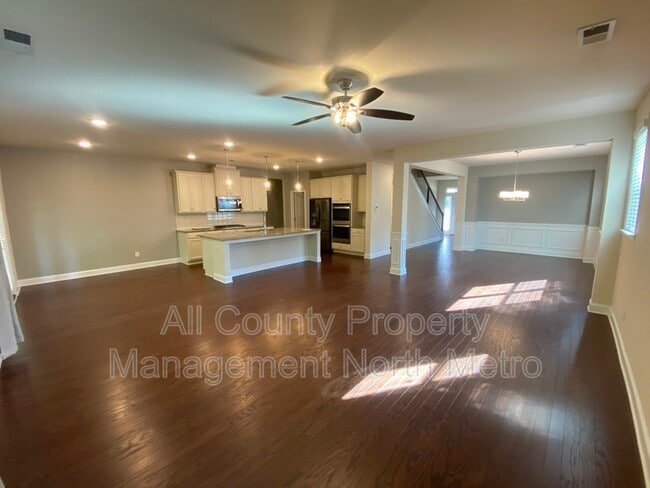 Photo - 4870 Odum View Ln