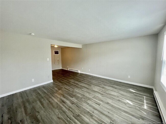 Photo - 1936 King George Dr