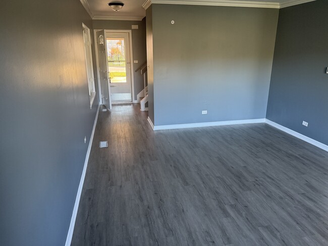 Photo - 1319 Kingsbury Dr