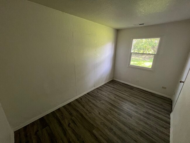 Photo - 2705 Horton Dr