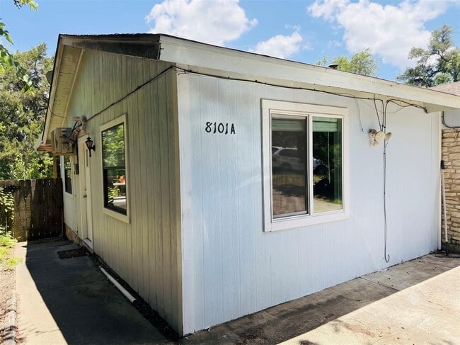 Building Photo - 8101 Williamson Creek Drive