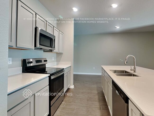 Photo - 1030 Caitlin Loop