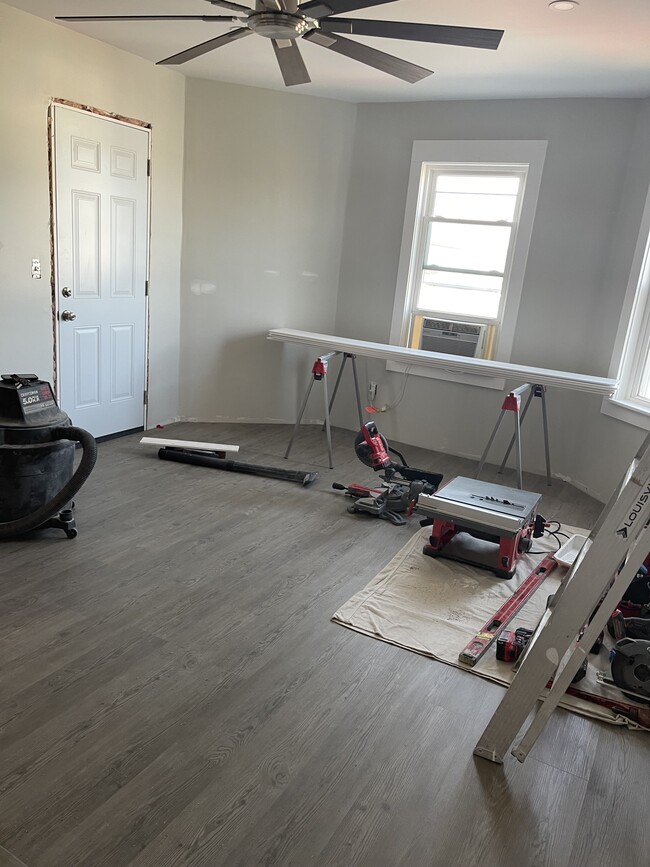 Building Photo - 155 Glasgow St Unit 2 Rental