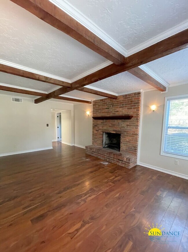 Photo - Spacious 4-Bedroom Home Minutes from Eglin AFB with a great home gym!