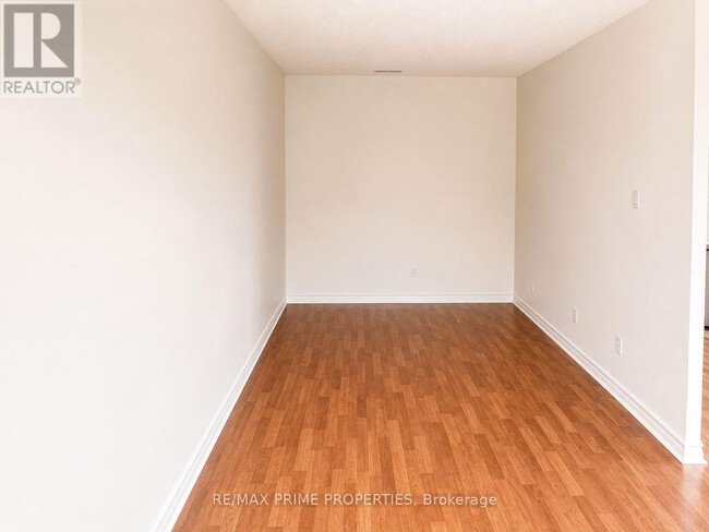 Photo - 7 Dayspring Cir Unit 304