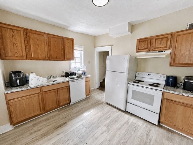 113 Westwood Dr