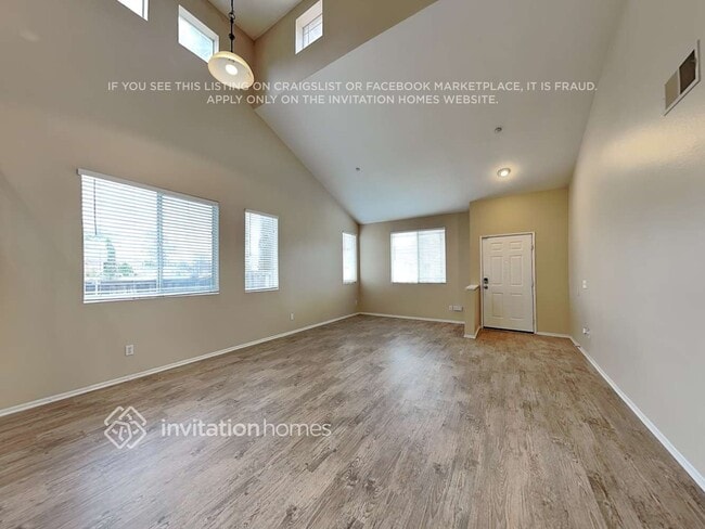 Photo - 1454 Haddington Dr