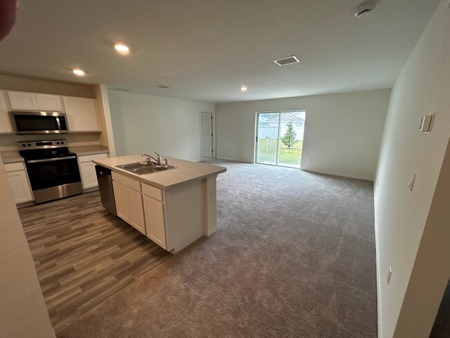 Photo - 93 Rymshaw Dr