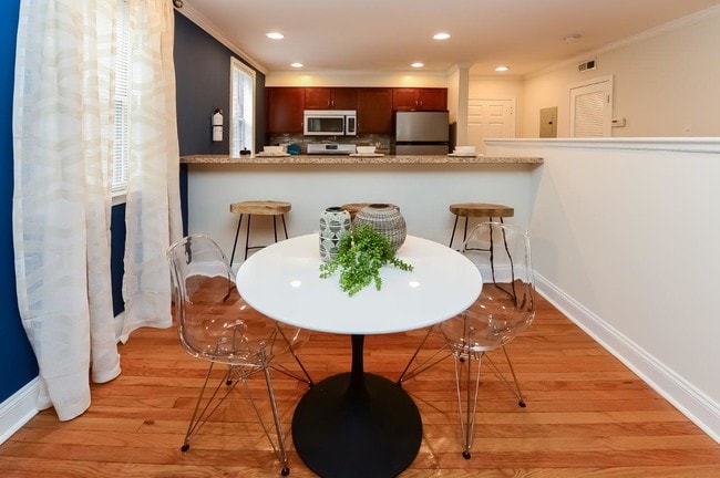 The Villas at Bryn Mawr Apartment Homes