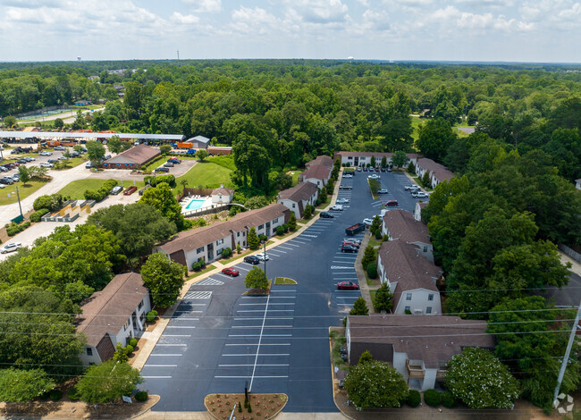 Aerial - Riverwalk Auburn Rental