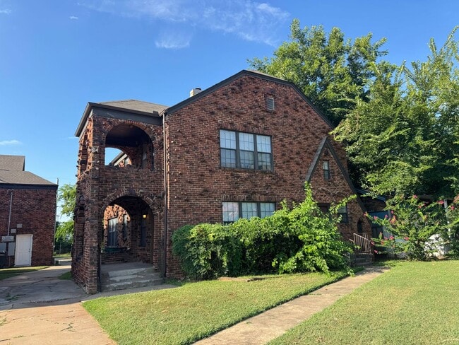 Building Photo - Historic 1 Bed/1 Bath with Bonus Room Dupl... Unit 2304 NW 14th St. Rental