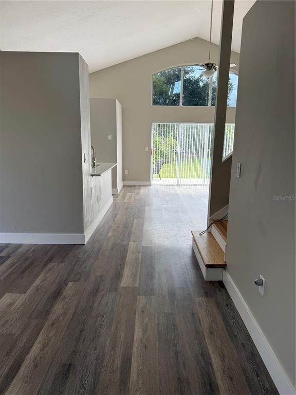 Photo - 115 Oxford Rd