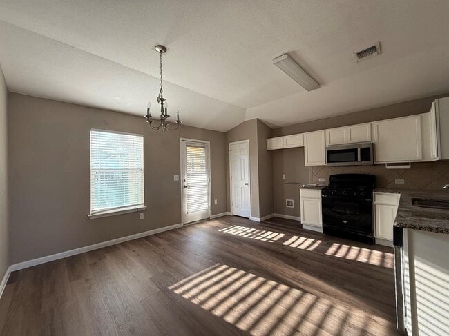 Photo - 18017 Busby Dr
