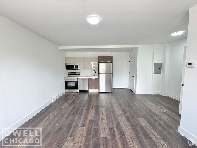 Building Photo - 5600 N Ashland Ave Rental
